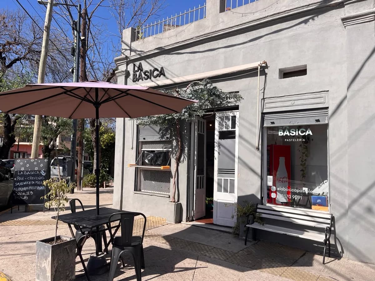 La Básica Pastelería